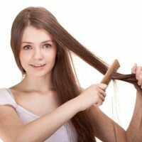расчесывание волос