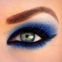 макияж синими тенями